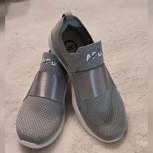 APL Women’s Size 6.5 Cement Grey Techloom Bliss W Running Shoes New Without Box